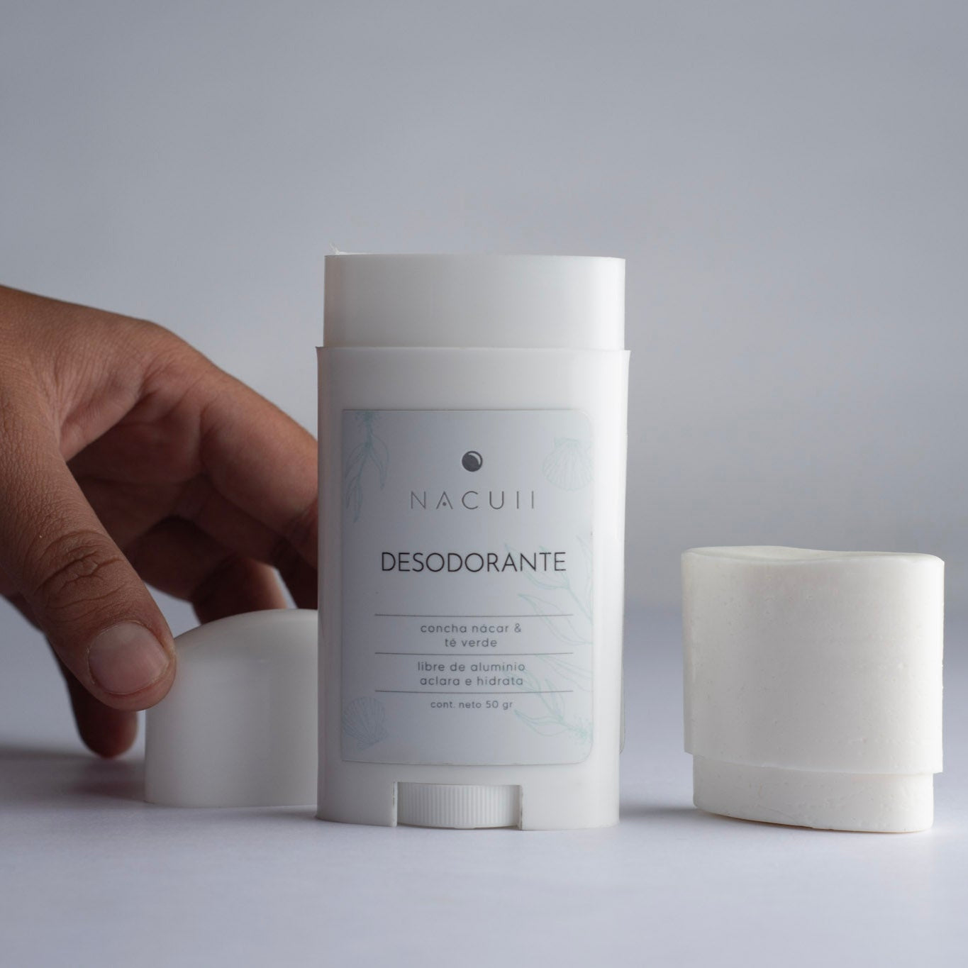 Desodorante natural aclarante libre de aluminio y parabernos.