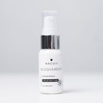 Bloqueador factor 50 libre de químicos y parabenos, ligero y fácil absorción.