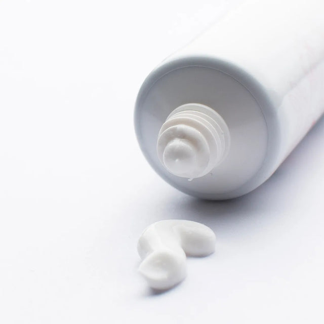 Crema hidratante facial efecto matificante. Ligera  y de fácil absorción 
