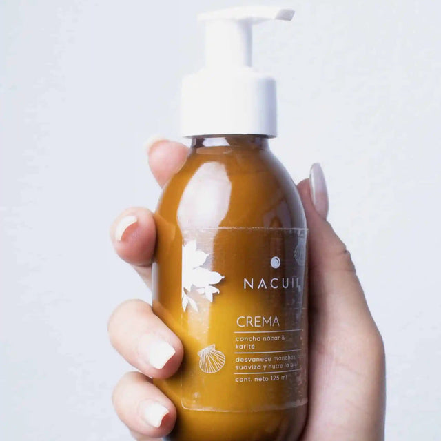 Crema hidratante facial efecto matificante. Ligera  y de fácil absorción.