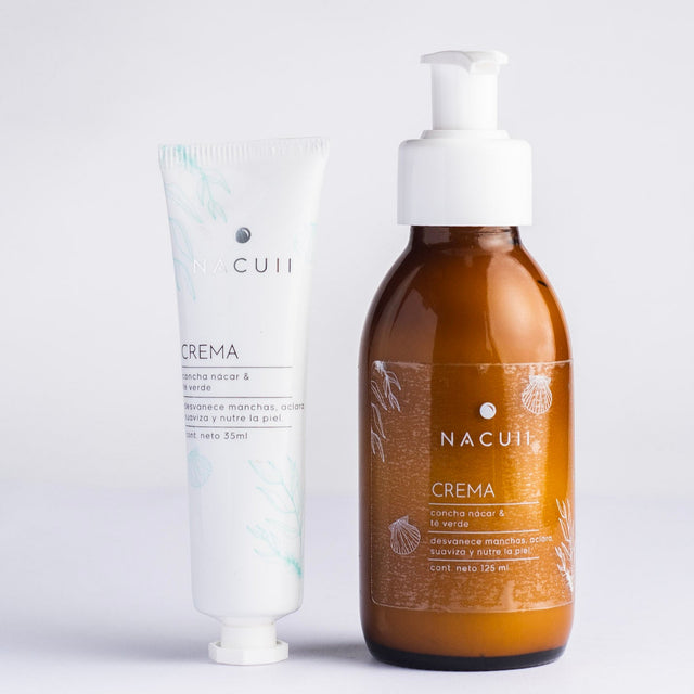 Crema hidratante facial efecto matificante especial para piel mixta o grasa. Ligera y de fácil absorción. 