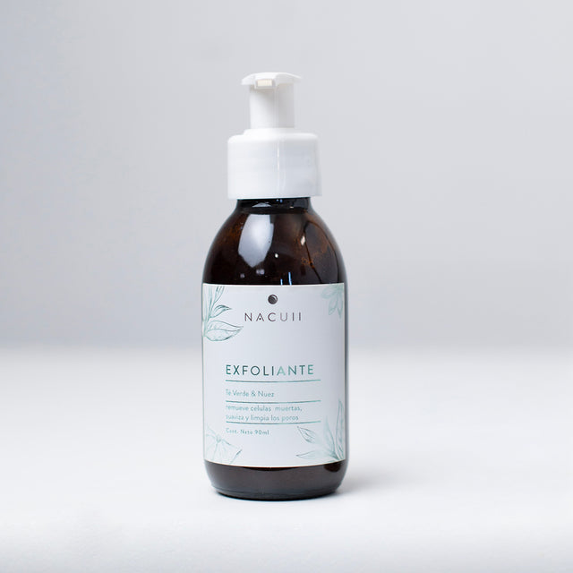 Exfoliante facial especial para remover células muertas, limpiar a fondo la piel, deja una piel suave y tersa.
